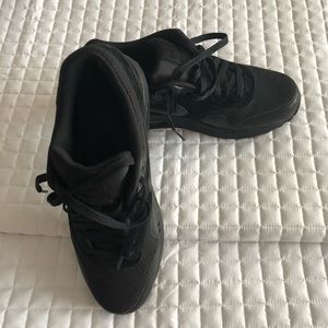 Black Air Max 1 Essential